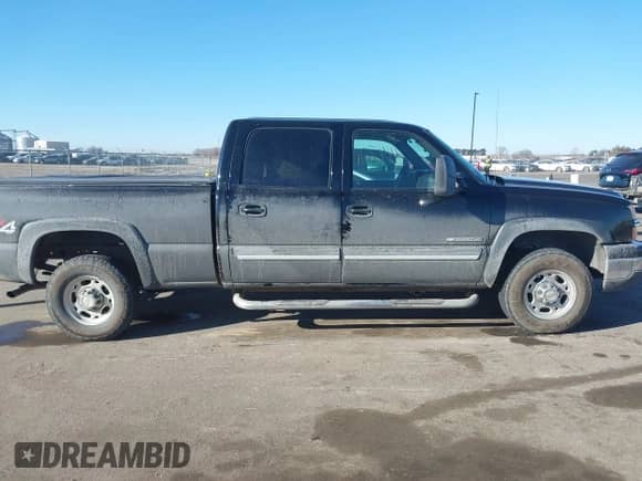 2006 Chevrolet Silverado 1500HD LT2 с VIN 1GCGK13U66F189448, выставлен на аукционе IAAI как лот 41475314 с пробегом 259 502 миль миль и . История ставок и продаж доступна на DreamBid. Изображение 13.