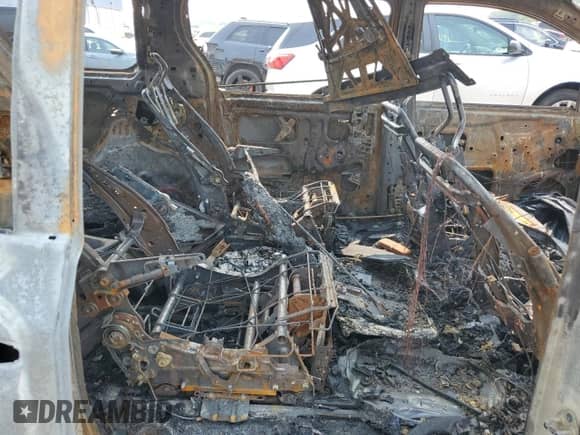 2014 Toyota Sienna Limited z VIN 5TDDK3DC5ES082989, wystawiony jako Copart lot #67545255 z przebiegiem Nie podano mil oraz Nie do naprawy • Non repairable. Historia ofert i sprzedaży dostępna na DreamBid. Obrazek 10.