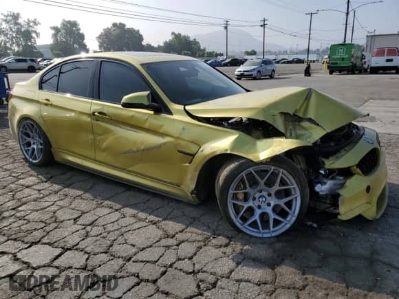 2015 BMW M3 z VIN WBS3C9C58FP804331, wystawiony jako Copart lot #62507465 z przebiegiem 97 783 mil mil oraz Szkoda całkowita • Salvage title. Historia ofert i sprzedaży dostępna na DreamBid. Obrazek 4.