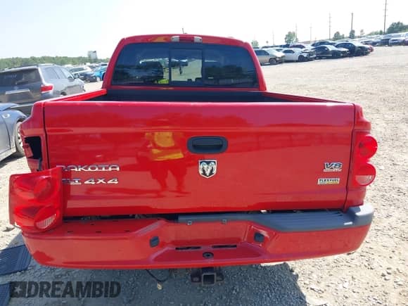 2007 Dodge Dakota SLT with VIN 1D7HW48P47S241350, listed as a IAAI auction lot 42813623 with 120,734 mi miles and . Bid and sale history available at DreamBid. Image 16.