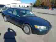 1998 Toyota Camry LE z VIN JT2BG22KXW0218012, wystawiony jako IAAI lot #43423460 z przebiegiem Nie podano mil oraz . Historia ofert i sprzedaży dostępna na DreamBid. Obrazek 1.