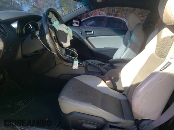 2013 Hyundai Genesis Coupe 2.0T с VIN KMHHT6KD1DU106979, выставлен на аукционе Copart как лот 81359094 с пробегом 97 975 миль миль и Списание • Salvage title. История ставок и продаж доступна на DreamBid. Изображение 7.