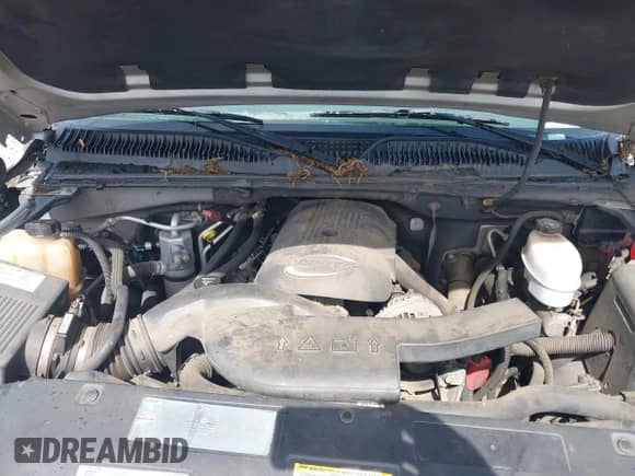 2005 Chevrolet Tahoe LT z VIN 1GNEC13T25J147583, wystawiony jako IAAI lot #42275971 z przebiegiem 244 307 mil mil oraz . Historia ofert i sprzedaży dostępna na DreamBid. Obrazek 10.