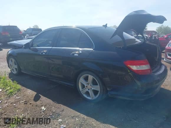 2010 Mercedes-Benz C 300 Sport с VIN WDDGF8BB5AF444392, выставлен на аукционе IAAI как лот 42798986 с пробегом 163 705 миль миль и . История ставок и продаж доступна на DreamBid. Изображение 3.