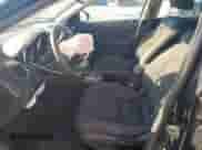2014 Chevrolet Cruze 1LT z VIN 1G1PC5SB1E7340783, wystawiony jako Copart lot #81585645 z przebiegiem 146 731 mil mil oraz Szkoda całkowita • Salvage title. Historia ofert i sprzedaży dostępna na DreamBid. Obrazek 7.