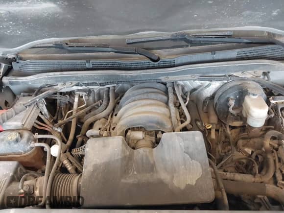 2014 Chevrolet Silverado 1500 LT with VIN 3GCUKREH8EG246134, listed as a IAAI auction lot 42641925 with 304,675 mi miles and . Bid and sale history available at DreamBid. Image 10.