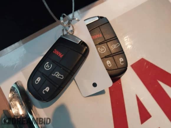 2020 Jeep Grand Cherokee Limited X z VIN 1C4RJFBT6LC185530, wystawiony jako IAAI lot #42656641 z przebiegiem 44 664 mil mil oraz . Historia ofert i sprzedaży dostępna na DreamBid. Obrazek 11.