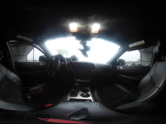 2018 Jeep Grand Cherokee Laredo с VIN 1C4RJFAG3JC499542, выставлен на аукционе IAAI как лот 41963731 с пробегом 92 791 миль миль и . История ставок и продаж доступна на DreamBid. Изображение 18.