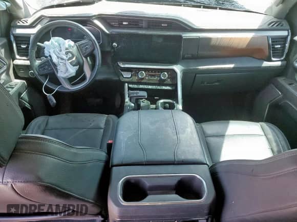 2023 GMC Sierra 1500 Denali z VIN 3GTUUGED6PG166328, wystawiony jako Copart lot #61759895 z przebiegiem 45 578 mil mil oraz Szkoda całkowita • Salvage title. Historia ofert i sprzedaży dostępna na DreamBid. Obrazek 8.