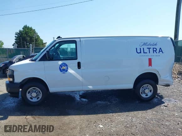 2024 Chevrolet Express Cargo with VIN 1GCWGAFP6R1216135, listed as a IAAI auction lot 42504089 with 4,362 mi miles and . Bid and sale history available at DreamBid. Image 15.
