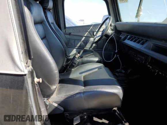 1994 Jeep Wrangler S с VIN 1J4FY19P5RP408307, выставлен на аукционе Copart как лот 63796575 с пробегом 168 480 миль миль и Чистый • Clean title. История ставок и продаж доступна на DreamBid. Изображение 10.