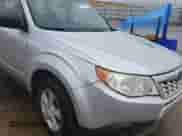 2011 Subaru Forester X z VIN JF2SHBBC9BG723345, wystawiony jako Copart lot #81730085 z przebiegiem 173 477 mil mil oraz Szkoda całkowita • Salvage title. Historia ofert i sprzedaży dostępna na DreamBid. Obrazek 14.