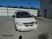 2006 Dodge Grand Caravan SE z VIN 1D4GP24R46B677261, wystawiony jako Copart lot #68558735 z przebiegiem Nie podano mil oraz Szkoda całkowita • Salvage title. Historia ofert i sprzedaży dostępna na DreamBid. Obrazek 14.