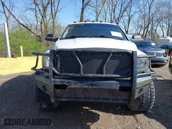 2006 Dodge 2500 SLT z VIN 3D7KS28C96G123013, wystawiony jako IAAI lot #41969108 z przebiegiem 330 447 mil mil oraz . Historia ofert i sprzedaży dostępna na DreamBid. Obrazek 12.