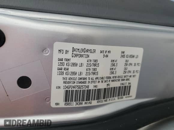 2005 Dodge Caravan SE with VIN 1D4GP24R75B257248, listed as a Copart auction lot 70681285 with 28,365 mi miles and Non repairable. Bid and sale history available at DreamBid. Image 13.