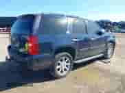 2008 Chevrolet Tahoe LTZ with VIN 1GNFC13028J184079, listed as a IAAI auction lot 42570479 with 272,175 mi miles and . Bid and sale history available at DreamBid. Image 4.