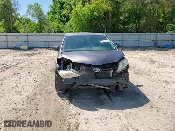 2019 Toyota Sienna L with VIN 5TDZZ3DC1KS991616, listed as a Copart auction lot 52879285 with Not provided miles and Salvage title. Bid and sale history available at DreamBid. Image 15.
