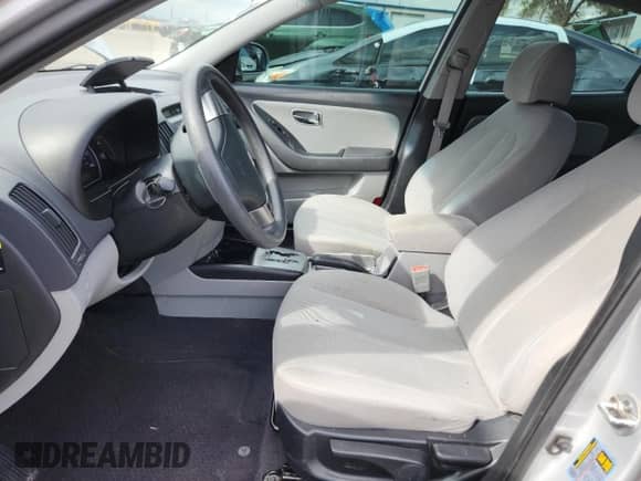2010 Hyundai Elantra GLS с VIN KMHDU4AD8AU874486, выставлен на аукционе Copart как лот 80828915 с пробегом 49 999 миль миль и Списание • Salvage title. История ставок и продаж доступна на DreamBid. Изображение 7.