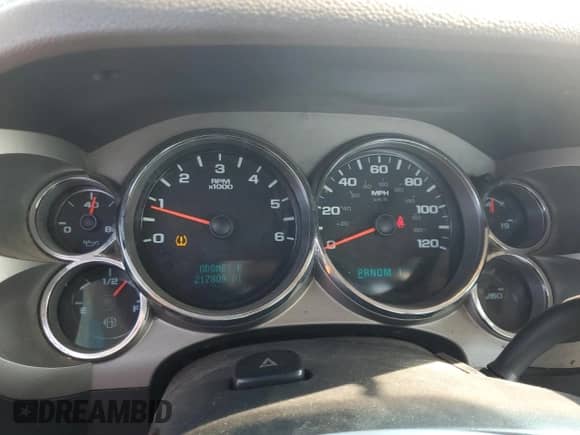 2011 Chevrolet Silverado 2500HD Work Truck z VIN 1GC0KVCG0BF160296, wystawiony jako Copart lot #59147355 z przebiegiem 217 809 mil mil oraz Czysty tytuł • Clean title. Historia ofert i sprzedaży dostępna na DreamBid. Obrazek 9.