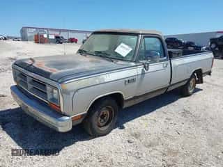 1988 Dodge D/W 100 with VIN 1B7FD04X8JS739662, listed as a IAAI auction lot 42691327 with 16,355 mi miles and . Bid and sale history available at DreamBid. Image 2.