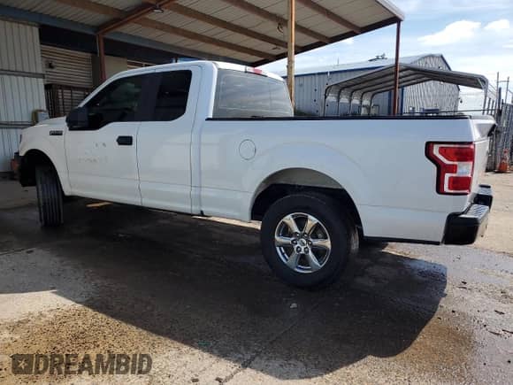 2020 Ford F-150 XL with VIN 1FTEX1EB6LKD07232, listed as a Copart auction lot 84876815 with 198,952 mi miles and Clean title. Bid and sale history available at DreamBid. Image 2.