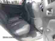 2018 Toyota Prius Plus z VIN JTDKARFP2J3078424, wystawiony jako IAAI lot #42532918 z przebiegiem 93 465 mil mil oraz . Historia ofert i sprzedaży dostępna na DreamBid. Obrazek 8.