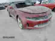 2021 Chevrolet Camaro 3LT z VIN 1G1FD3DS9M0140963, wystawiony jako Copart lot #76194014 z przebiegiem Nie podano mil oraz Nie do naprawy • Non repairable. Historia ofert i sprzedaży dostępna na DreamBid. Obrazek 4.