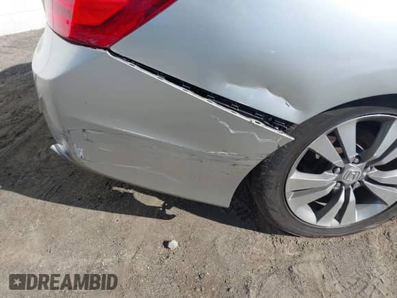 2015 Honda Accord EX-L с VIN 1HGCR3F82FA021289, выставлен на аукционе IAAI как лот 43430209 с пробегом 77 299 миль миль и . История ставок и продаж доступна на DreamBid. Изображение 19.