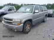 2002 Chevrolet Suburban Z71 с VIN 3GNFK16Z62G267729, выставлен на аукционе IAAI как лот 42364648 с пробегом 217 621 миль миль и . История ставок и продаж доступна на DreamBid. Изображение 2.