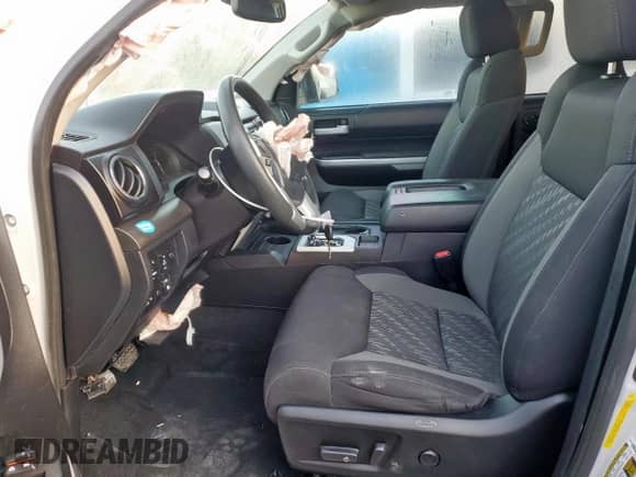 2019 Toyota Tundra SR5 с VIN 5TFEM5F1XKX137500, выставлен на аукционе Copart как лот 85751375 с пробегом 158 655 миль миль и Списание • Salvage title. История ставок и продаж доступна на DreamBid. Изображение 7.