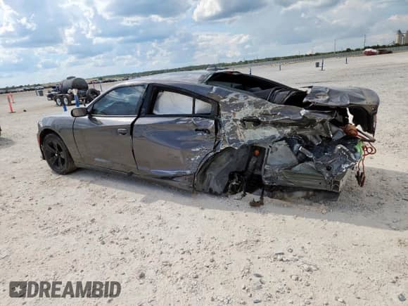 2018 Dodge Charger SXT Plus z VIN 2C3CDXHG4JH140713, wystawiony jako Copart lot #85725625 z przebiegiem Nie podano mil oraz Szkoda całkowita • Salvage title. Historia ofert i sprzedaży dostępna na DreamBid. Obrazek 2.