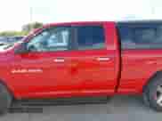 2011 Ram 1500 ST z VIN 1D7RB1GP4BS519916, wystawiony jako IAAI lot #42695270 z przebiegiem 232 805 mil mil oraz . Historia ofert i sprzedaży dostępna na DreamBid. Obrazek 14.