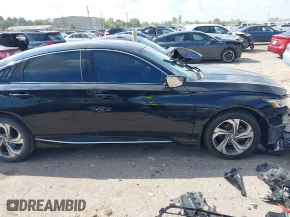 2018 Honda Accord EX-L с VIN 1HGCV1F57JA078229, выставлен на аукционе IAAI как лот 43090518 с пробегом 93 898 миль миль и . История ставок и продаж доступна на DreamBid. Изображение 13.