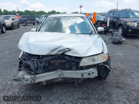 2009 Volvo S60 2.5T with VIN YV1RS592592731635, listed as a IAAI auction lot 42377779 with 146,432 mi miles and . Bid and sale history available at DreamBid. Image 13.
