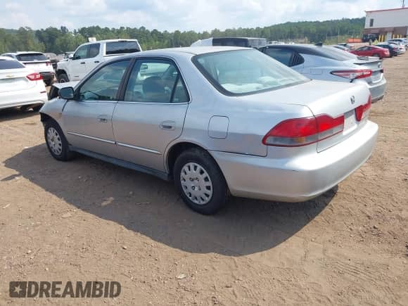 2002 Honda Accord VP with VIN 1HGCF86682A092690, listed as a IAAI auction lot 43159989 with 175,384 mi miles and . Bid and sale history available at DreamBid. Image 3.