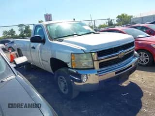 2009 Chevrolet Silverado 2500HD Work Truck with VIN 1GCHC44K29E101392, listed as a IAAI auction lot 43176377 with 285,280 mi miles and . Bid and sale history available at DreamBid. Image 1.