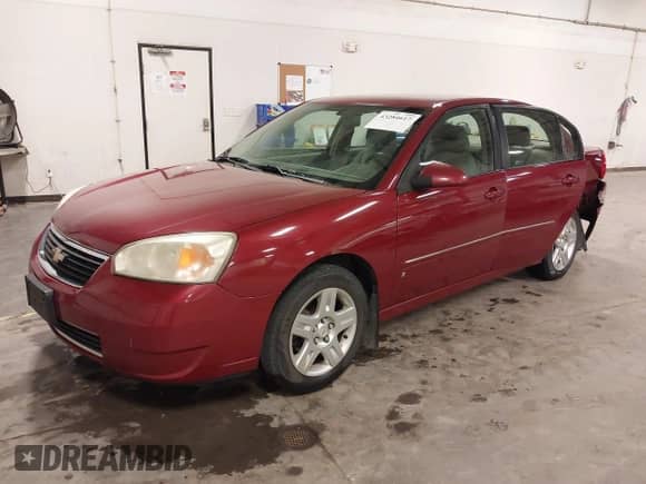 2006 Chevrolet Malibu 2LT с VIN 1G1ZT51896F300327, выставлен на аукционе IAAI как лот 43284617 с пробегом 197 684 миль миль и . История ставок и продаж доступна на DreamBid. Изображение 18.
