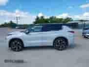 2024 Mitsubishi Outlander SEL с VIN JA4J3WA89RZ010189, выставлен на аукционе IAAI как лот 43075127 с пробегом 13 661 миль миль и . История ставок и продаж доступна на DreamBid. Изображение 14.