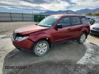 2009 Subaru Forester X with VIN JF2SH61679H774012, listed as a Copart auction lot 82427905 with 216,403 mi miles and Salvage title. Bid and sale history available at DreamBid. Image 1.
