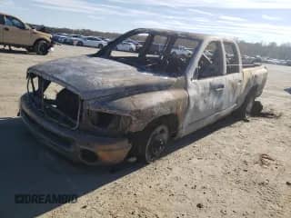 2005 Dodge 2500 SLT с VIN 3D7KS28C55G865858, выставлен на аукционе Copart как лот 80547924 с пробегом Не указан миль и Списание • Salvage title. История ставок и продаж доступна на DreamBid. Изображение 1.