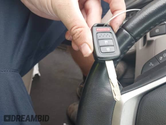 2014 Honda CR-V EX-L with VIN 2HKRM4H72EH609315, listed as a IAAI auction lot 43323930 with 142,569 mi miles and . Bid and sale history available at DreamBid. Image 11.