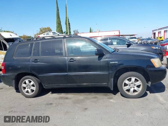 2002 Toyota Highlander с VIN JTEGF21A420041195, выставлен на аукционе IAAI как лот 43395595 с пробегом 163 353 миль миль и . История ставок и продаж доступна на DreamBid. Изображение 13.