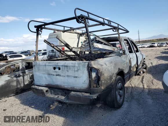 2003 Dodge 1500 ST z VIN 1D7HA18Z73S120675, wystawiony jako Copart lot #62523295 z przebiegiem Nie podano mil oraz Nie do naprawy • Non repairable. Historia ofert i sprzedaży dostępna na DreamBid. Obrazek 3.