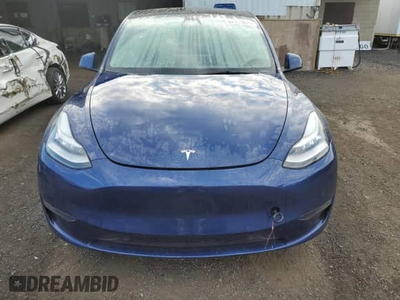 2022 Tesla Model Y Long Range with VIN 7SAYGDEE3NF373703, listed as a Copart auction lot 62535874 with 49,642 mi miles and Salvage title. Bid and sale history available at DreamBid. Image 5.