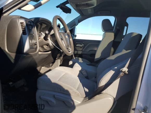 2019 Chevrolet Silverado 2500HD Work Truck z VIN 1GC1KREG7KF124470, wystawiony jako Copart lot #82181094 z przebiegiem 128 984 mil mil oraz Szkoda całkowita • Salvage title. Historia ofert i sprzedaży dostępna na DreamBid. Obrazek 7.