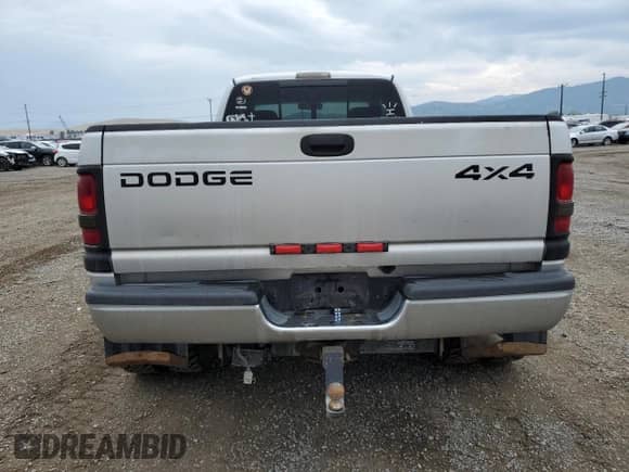 2002 Dodge 3500 с VIN 3B7MF33C62M221710, выставлен на аукционе Copart как лот 63832994 с пробегом 301 153 миль миль и Чистый • Clean title. История ставок и продаж доступна на DreamBid. Изображение 6.