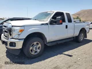 2016 Ford F-250 XLT z VIN 1FT7X2B66GEC64781, wystawiony jako Copart lot #63788395 z przebiegiem 113 610 mil mil oraz Szkoda całkowita • Salvage title. Historia ofert i sprzedaży dostępna na DreamBid. Obrazek 1.