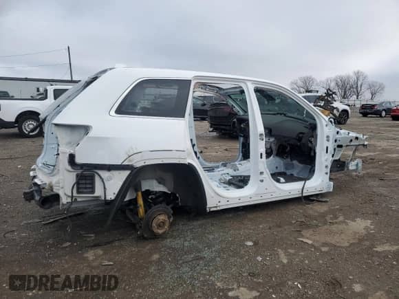 2015 Jeep Grand Cherokee SRT z VIN 1C4RJFDJ8FC740235, wystawiony jako Copart lot #86885944 z przebiegiem Nie podano mil oraz Szkoda całkowita • Salvage title. Historia ofert i sprzedaży dostępna na DreamBid. Obrazek 3.