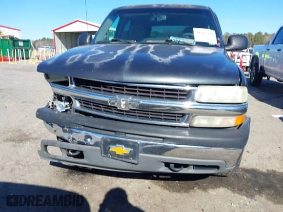 2004 Chevrolet Tahoe Special Service z VIN 1GNEK13V24J311708, wystawiony jako IAAI lot #41463841 z przebiegiem 224 278 mil mil oraz . Historia ofert i sprzedaży dostępna na DreamBid. Obrazek 12.