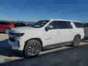 2022 Chevrolet Suburban LS z VIN 1GNSKBKD4NR211131, wystawiony jako Copart lot #46851175 z przebiegiem 47 808 mil mil oraz Szkoda całkowita • Salvage title. Historia ofert i sprzedaży dostępna na DreamBid. Obrazek 1.